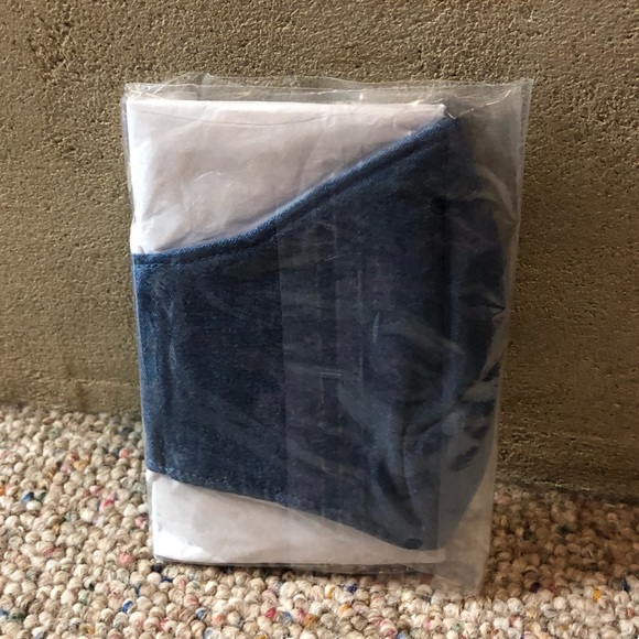 🆕 Draper James Chambray Face Mask - Picture 2 of 7